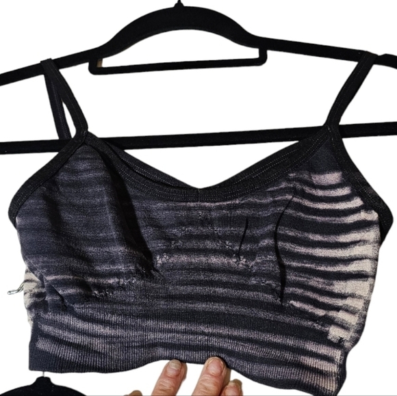 Free People Movement Barely There Leggings & Top Set in Washed Electric Sunset - Picture 9 of 12